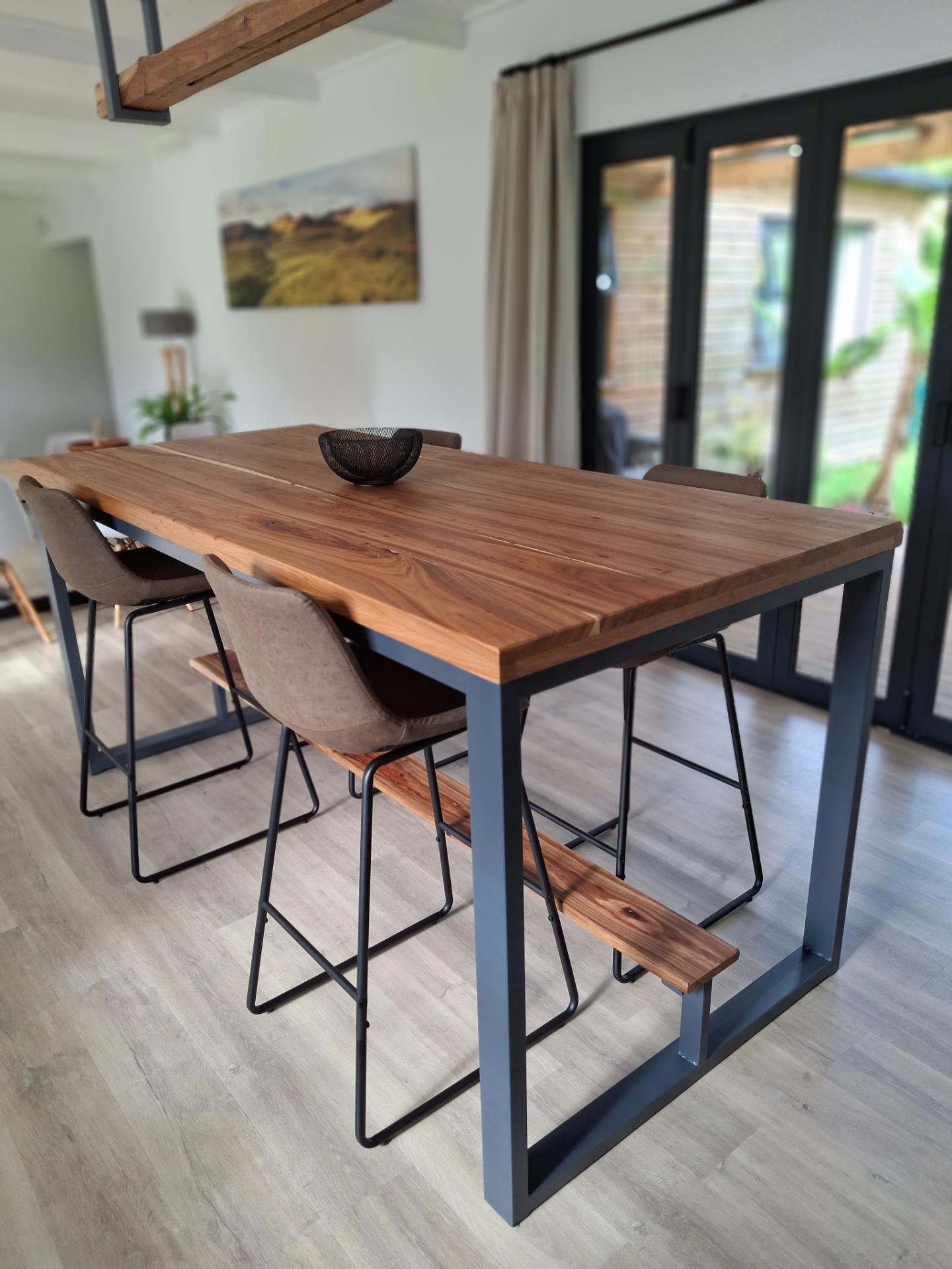 bar table (3) bar table (3)